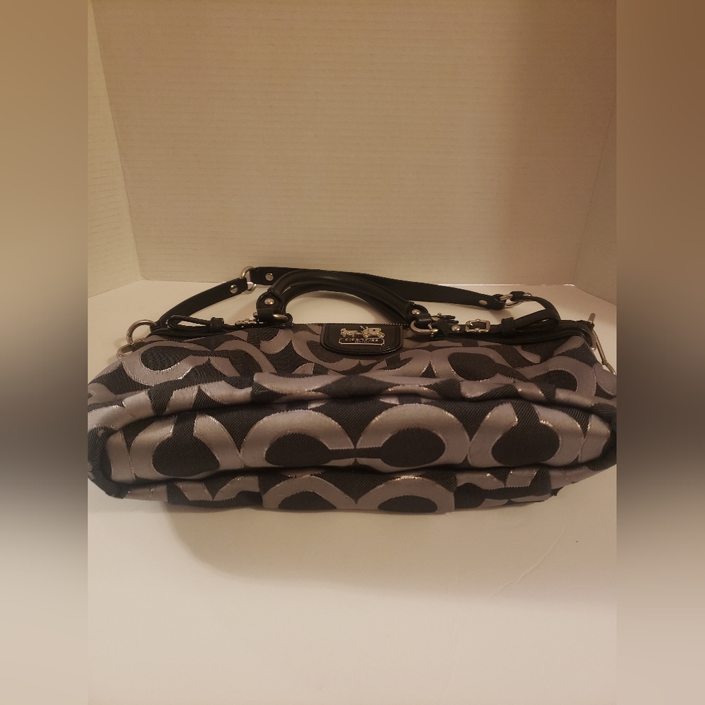 Coach Authenic Handbag - Picture 5 of 7